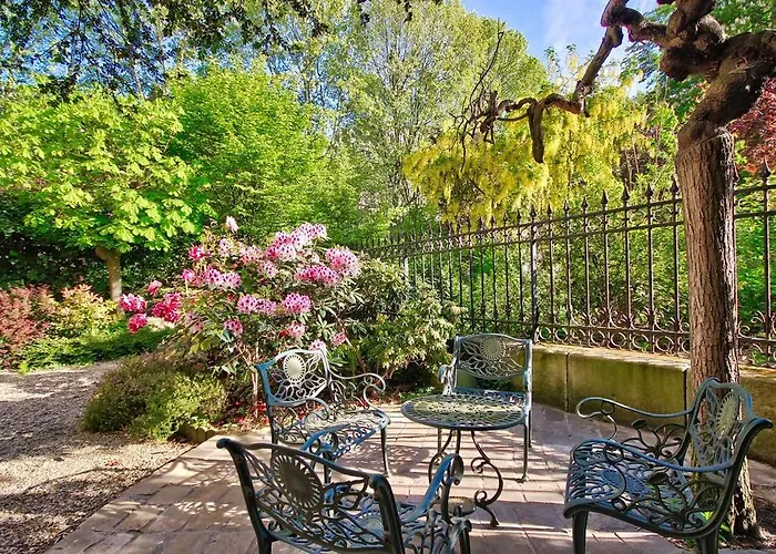 Alfred De Vigny Apartment *